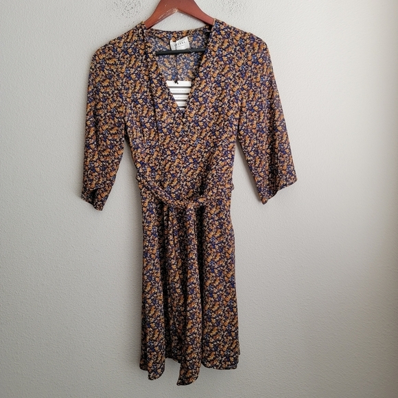 Sezane Ambroise Dress in Marine Flowers size 36 NWT - Picture 4 of 10